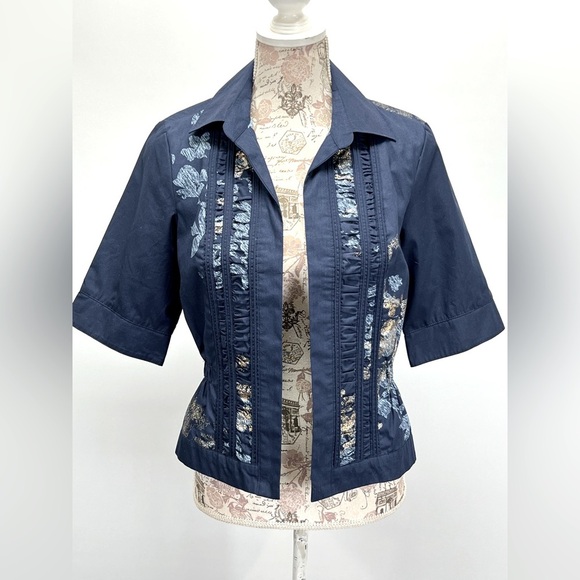 COLDWATER CREEK Navy w/ abstract floral design short sleeve shirt jacket size 4 - Picture 1 of 13
